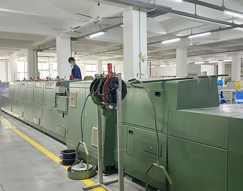 Martini saddle stitching linkage system