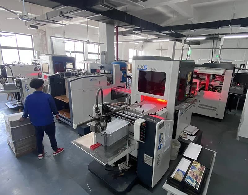 4-head linked rigid box making system